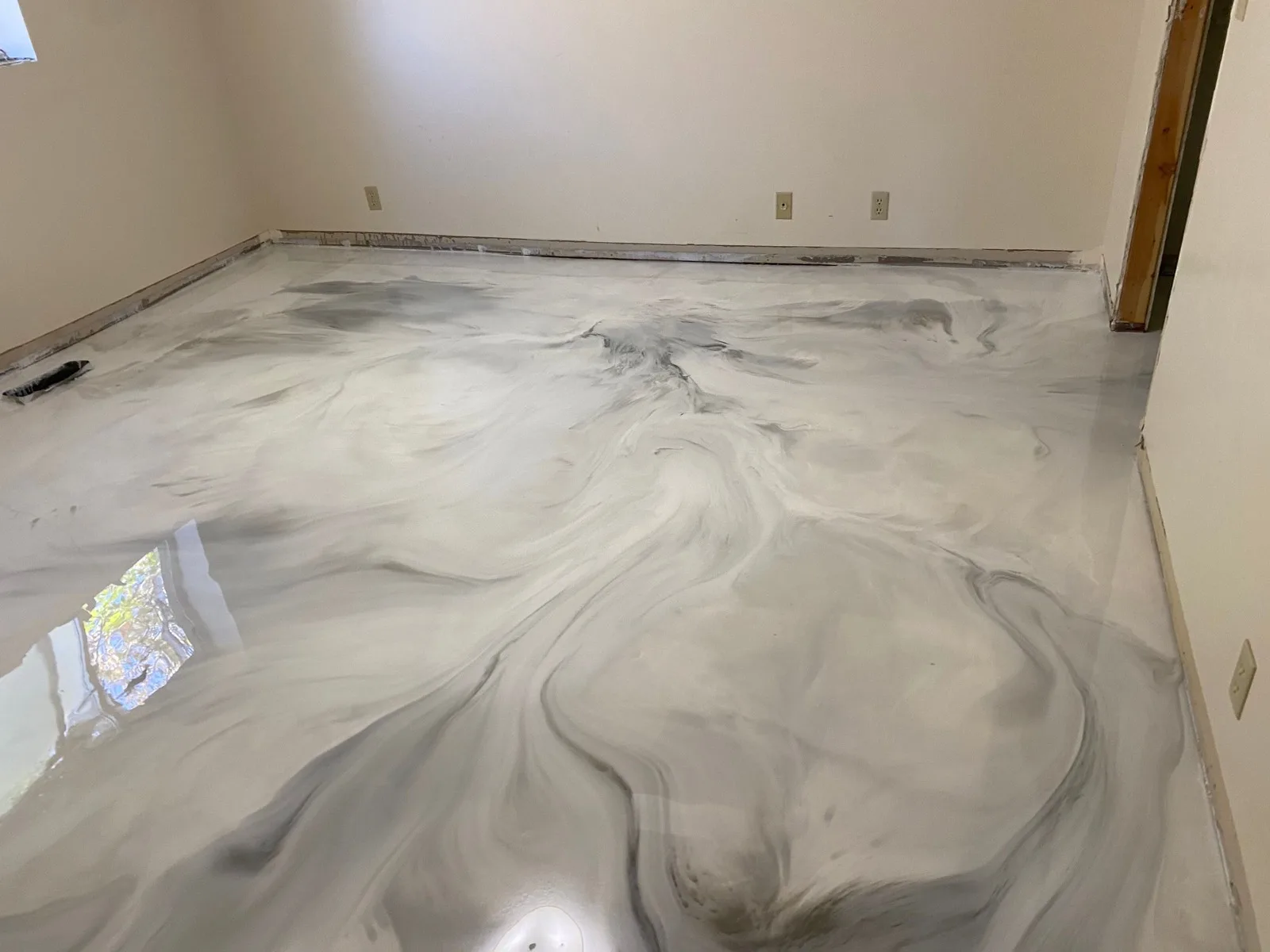 Marble look metallic epoxy floor
